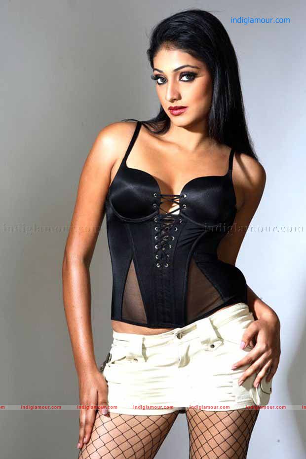 Hari Priya Actress hd photo