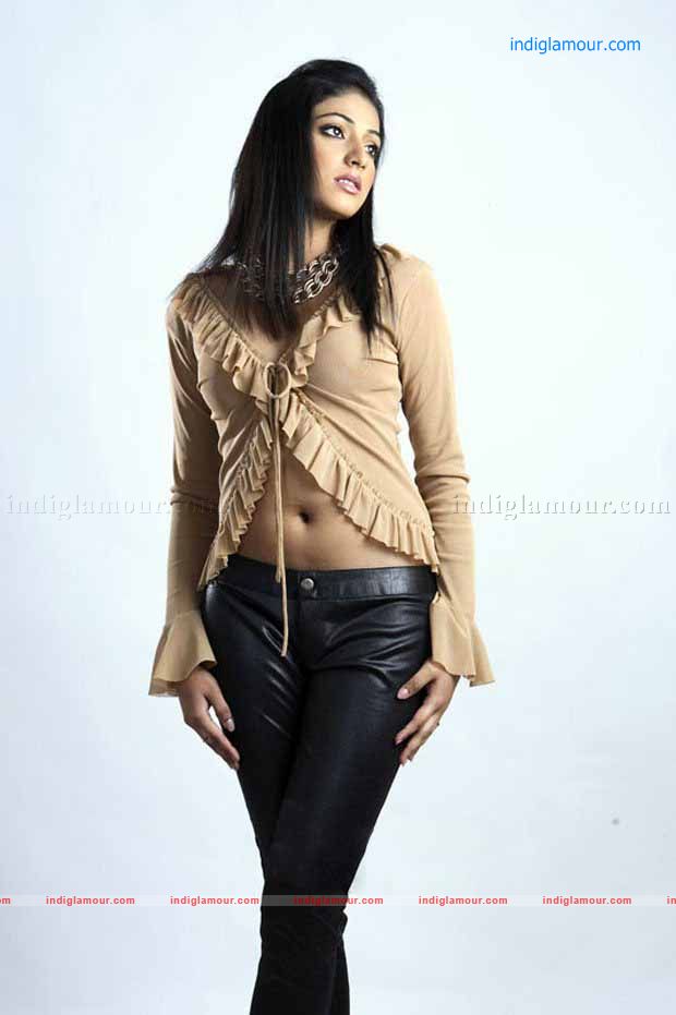 Hari Priya Actress hd photo