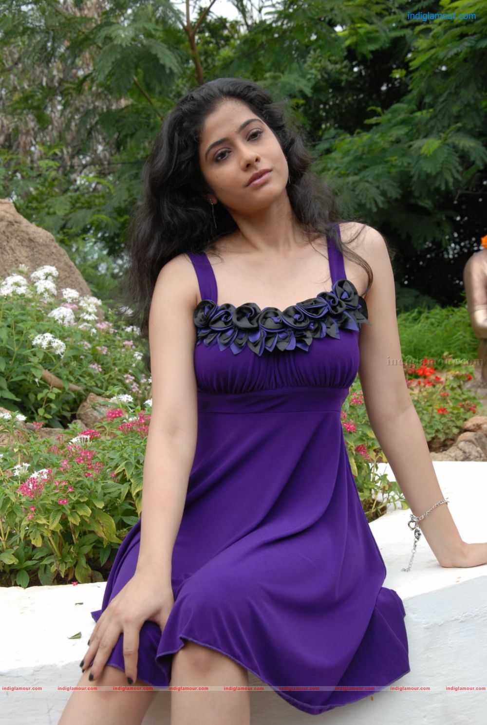 Kashmira Actress hd photo