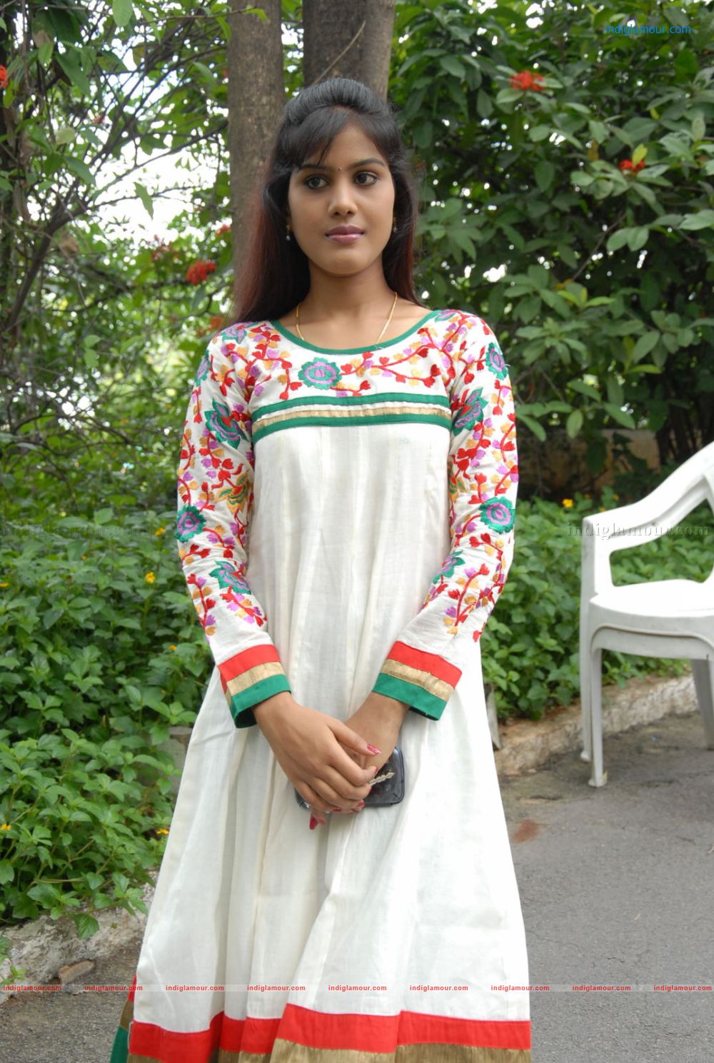 Radhika Actress hd photo