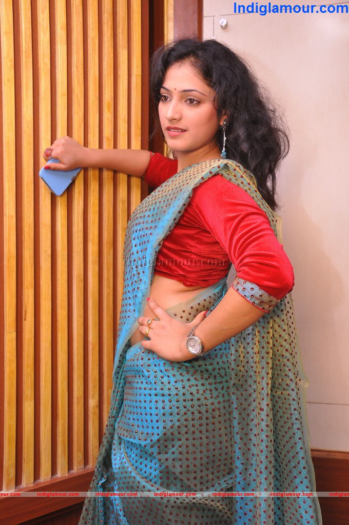 Hari Priya Actress hd photo