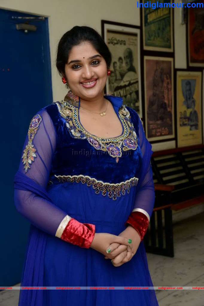 Priya Actress hd photo