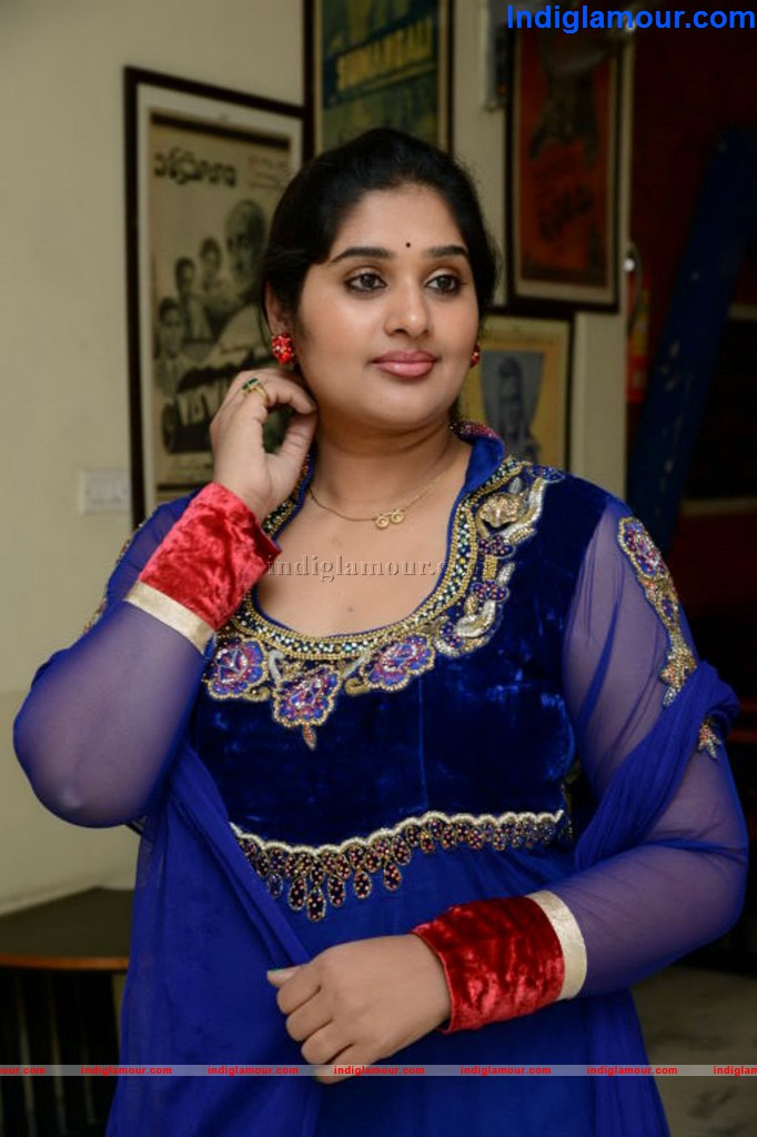 Priya Actress hd photo