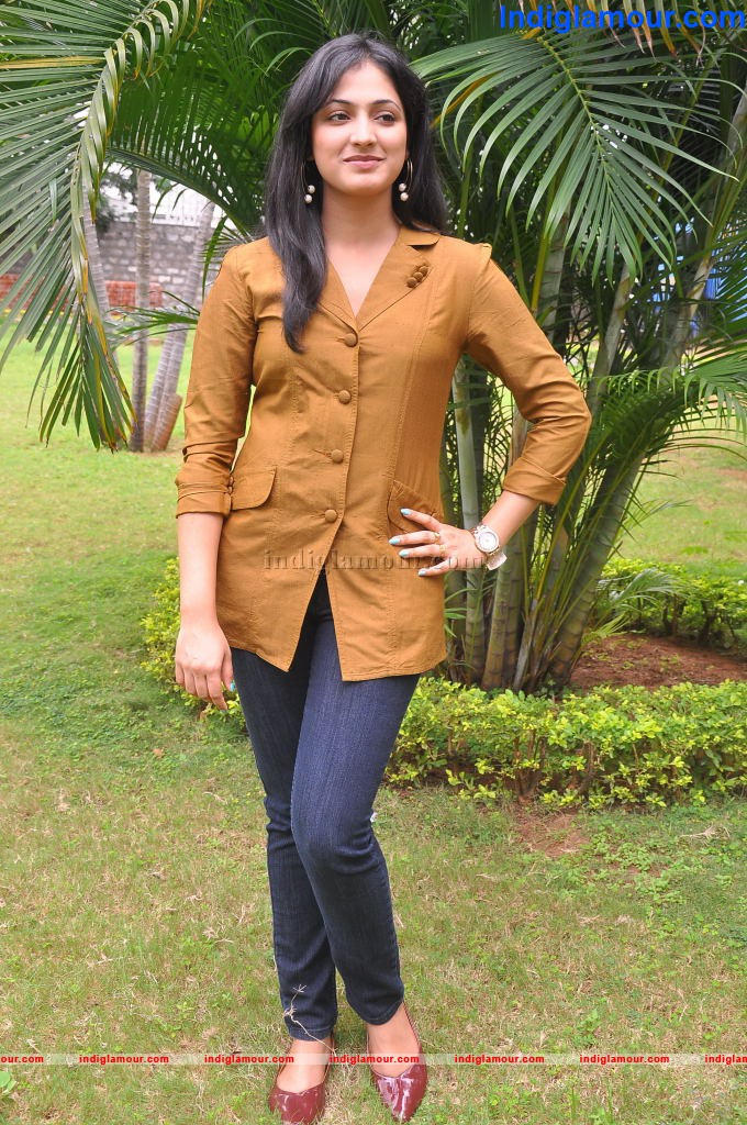 Hari Priya Actress hd photo