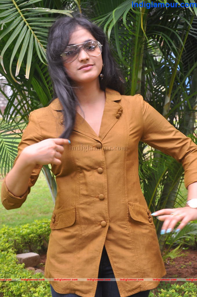 Hari Priya Actress hd photo