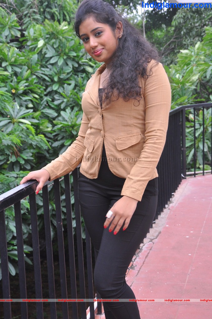 Jeevitha Actress hd photo