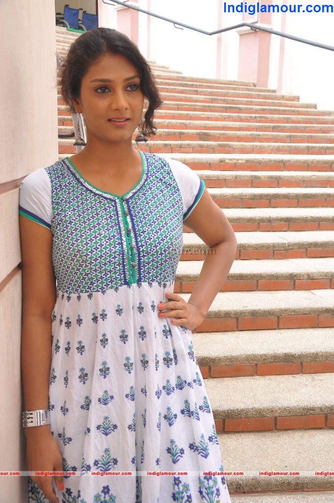 Shama Singh Actress hd photo