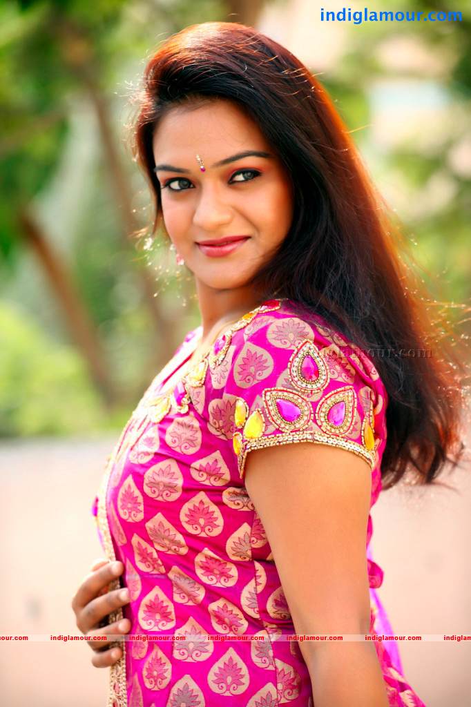 Roshika Actress hd photo