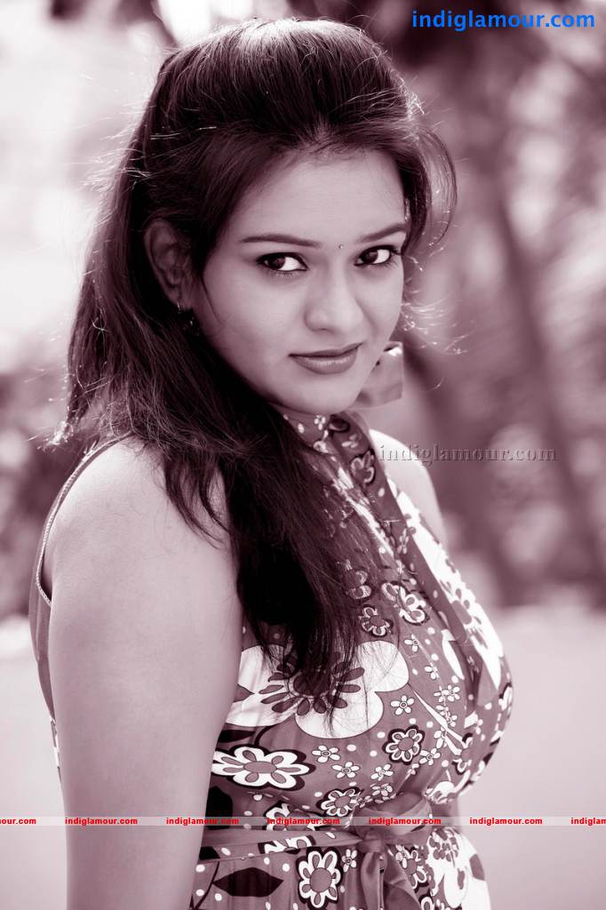 Roshika Actress hd photo