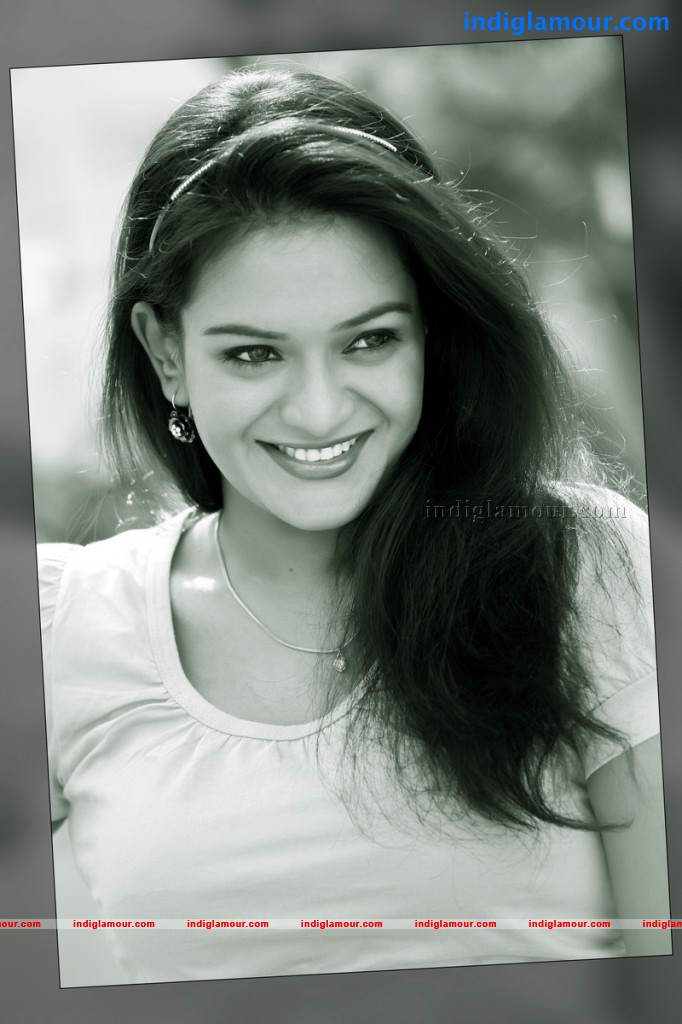 Roshika Actress hd photo