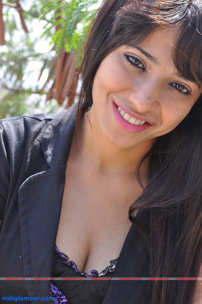 Kim Actress hd photo