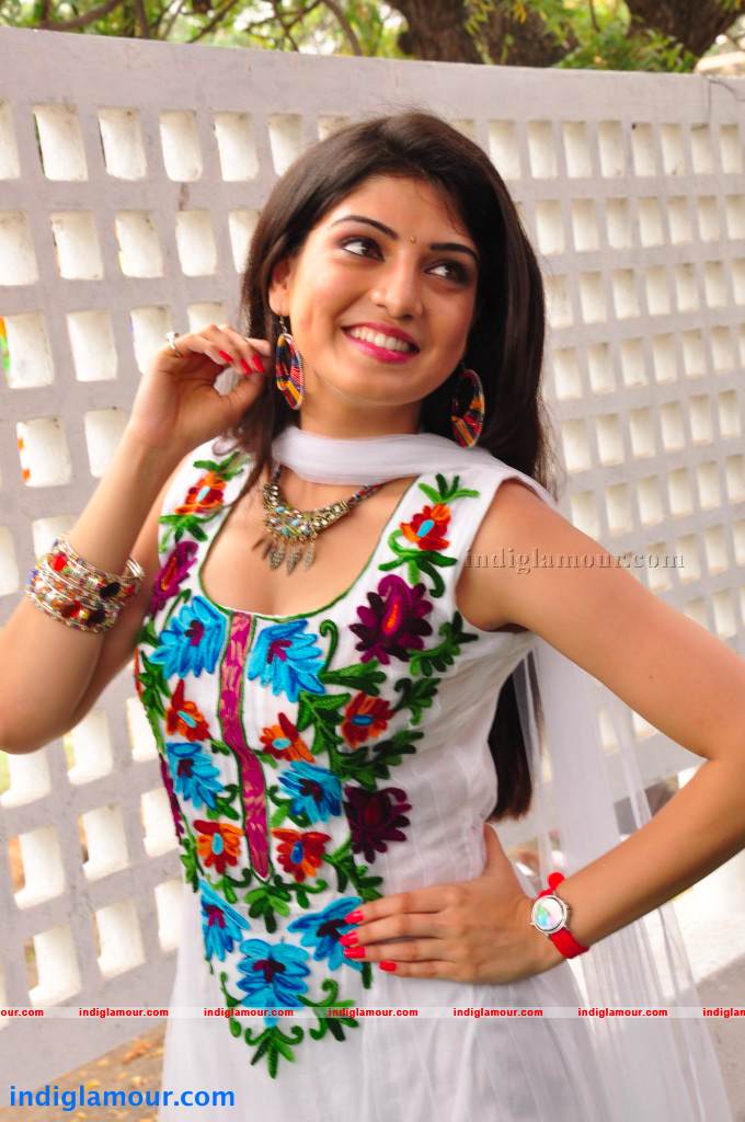Priyadarshini Actress hd photo