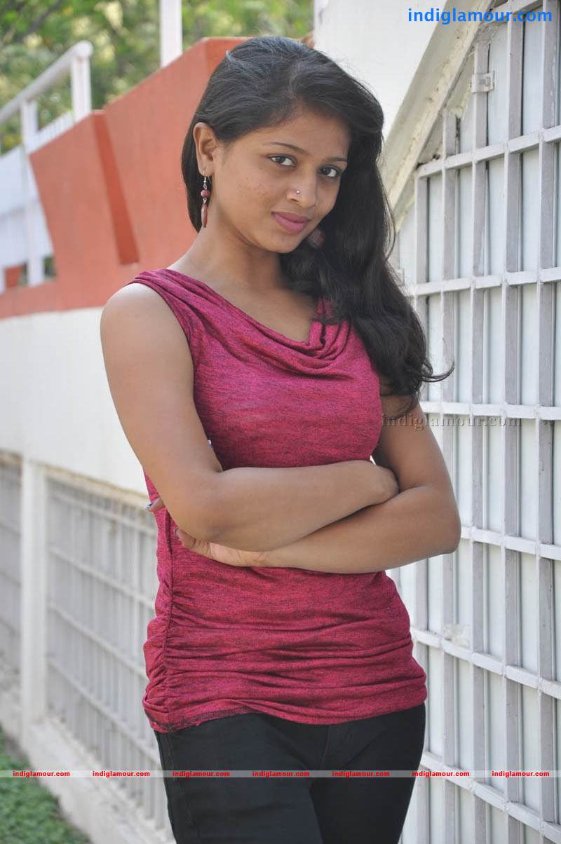 Anusri Actress hd photo