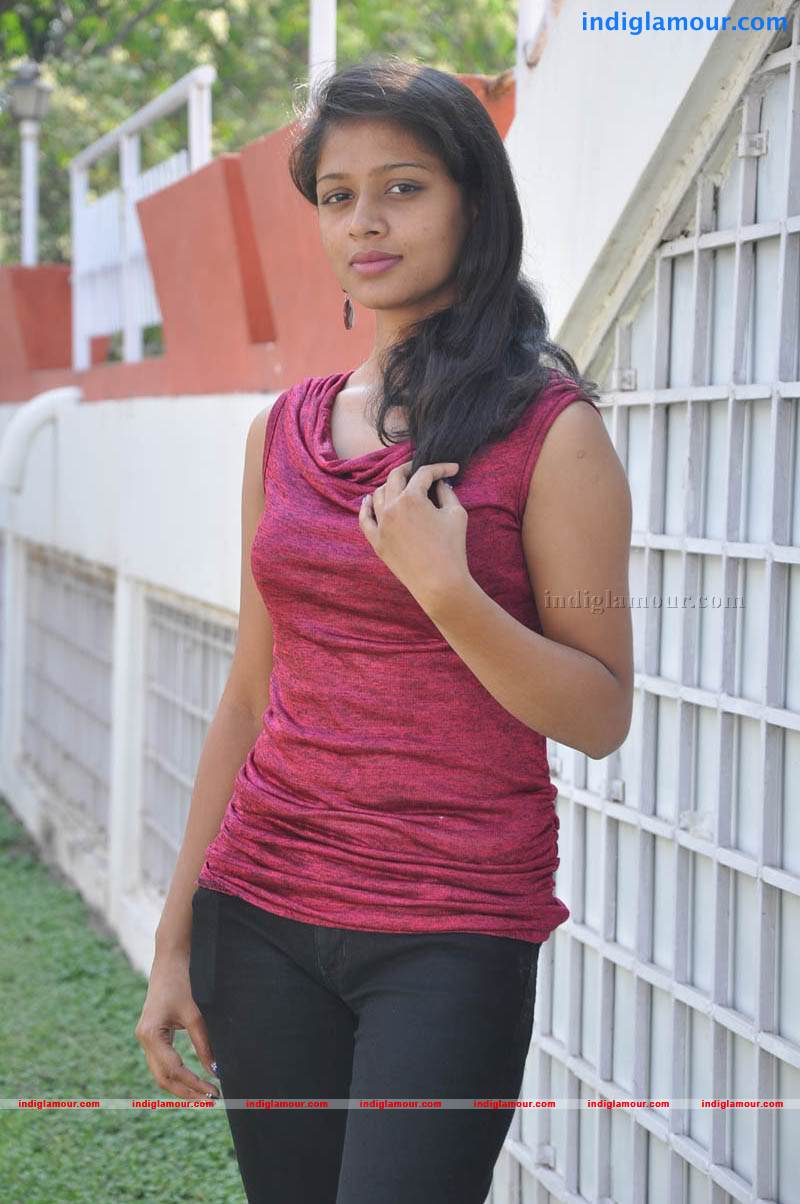 Anusri Actress hd photo