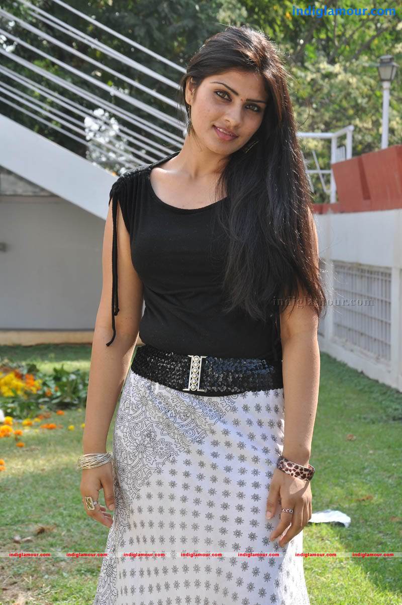Diksha Actress hd photo