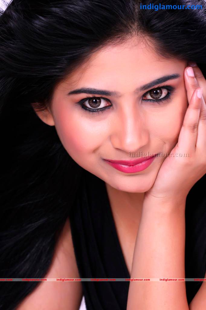 Madhulagna Das Actress hd photo