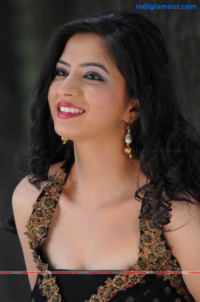 Nisha Shah Actress hd photo