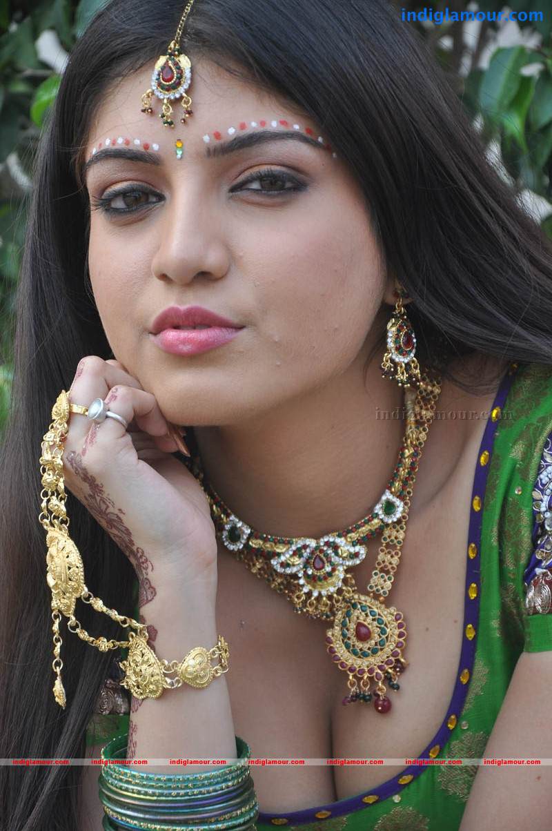 Priyadarshini Actress hd photo