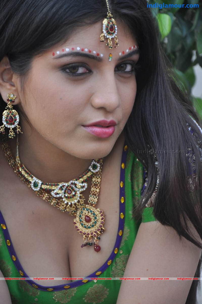Priyadarshini Actress hd photo