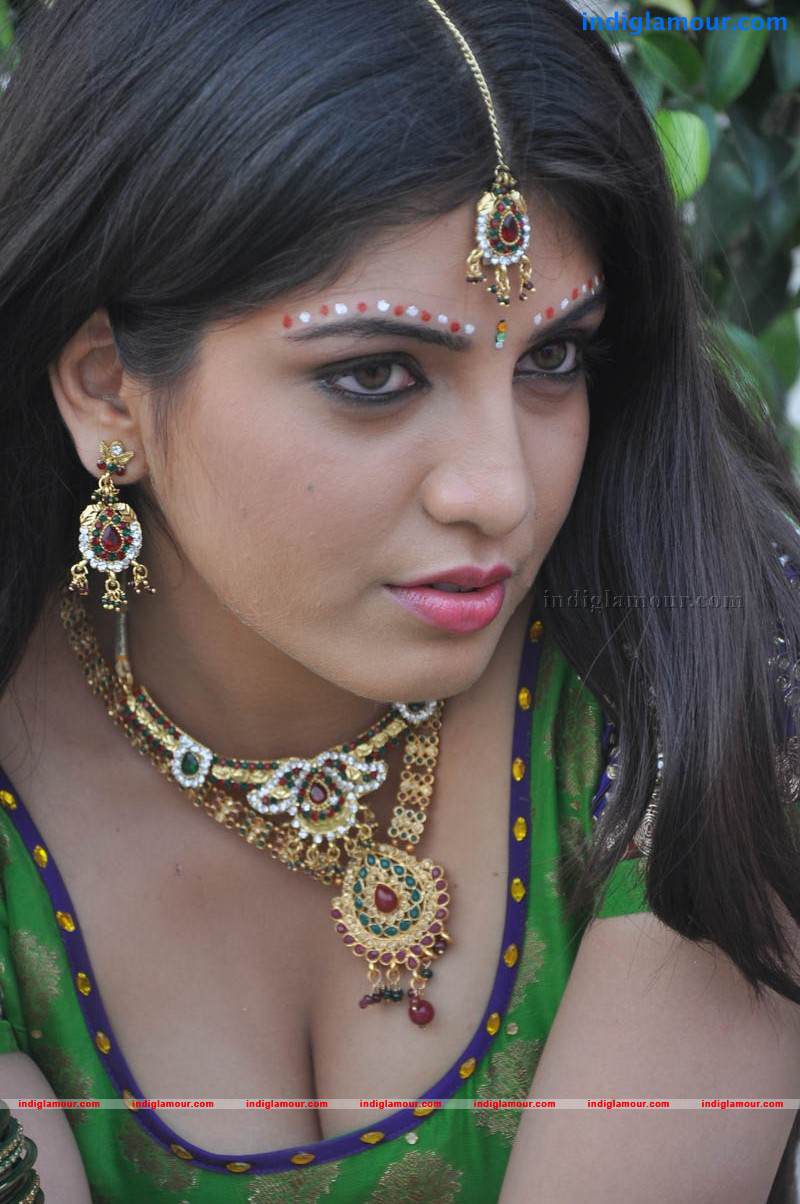 Priyadarshini Actress hd photo