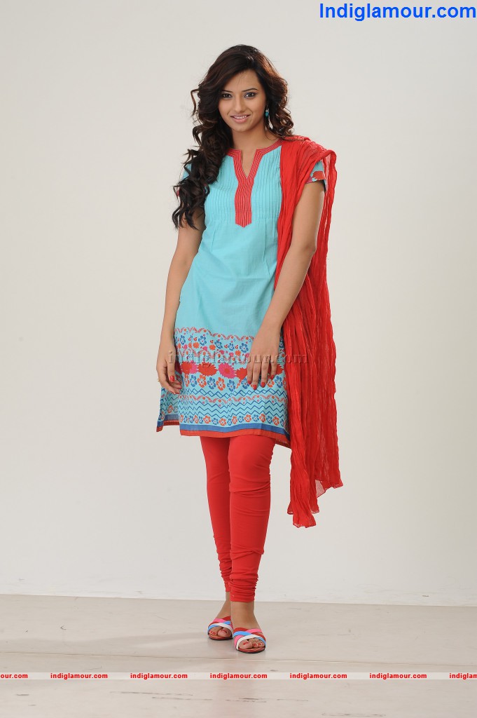 Isha Chawla Actress hd photo