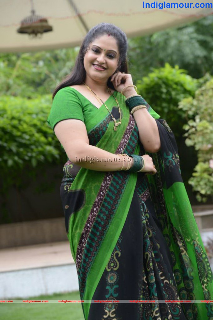 Raasi Actress hd photo