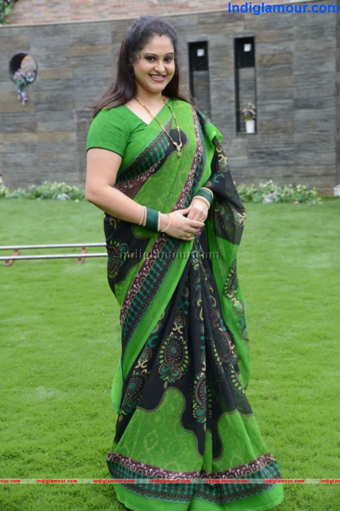 Raasi Actress hd photo