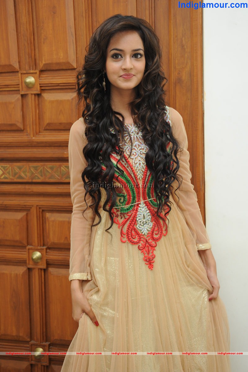 Shanvi Actress hd photo