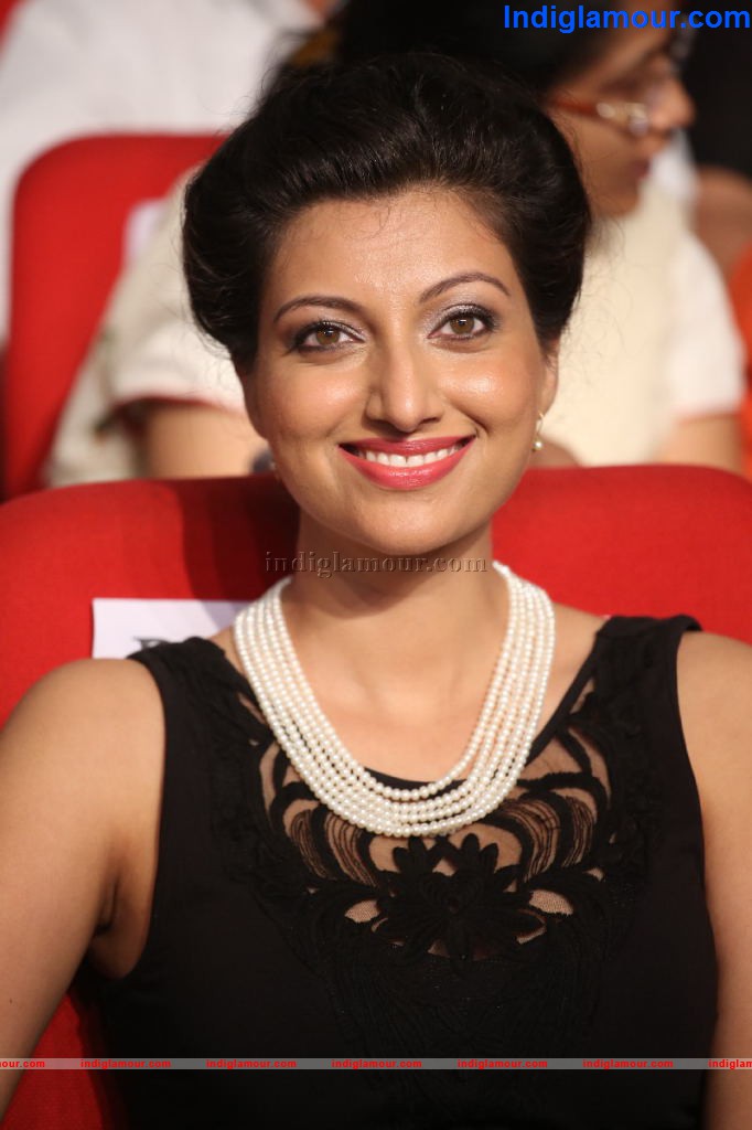 Hamsa Nandini Actress hd photo