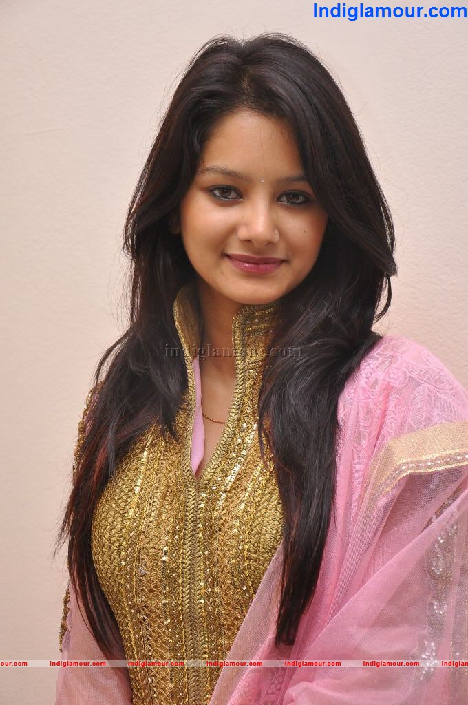 Monika Actress hd photo