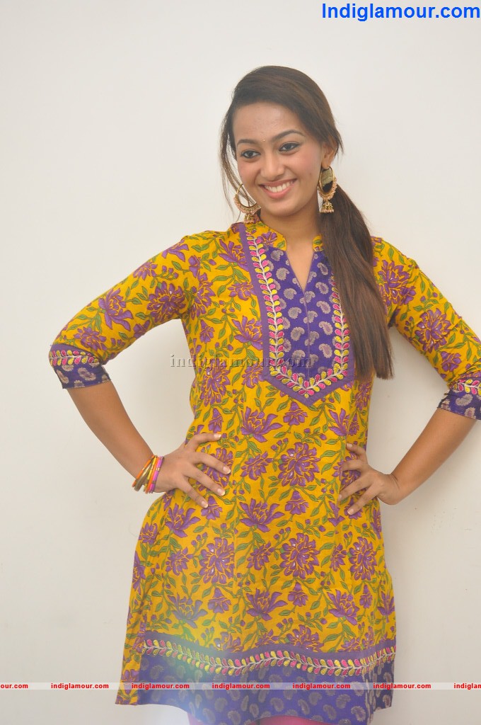 Esther Actress hd photo