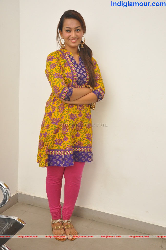 Esther Actress hd photo