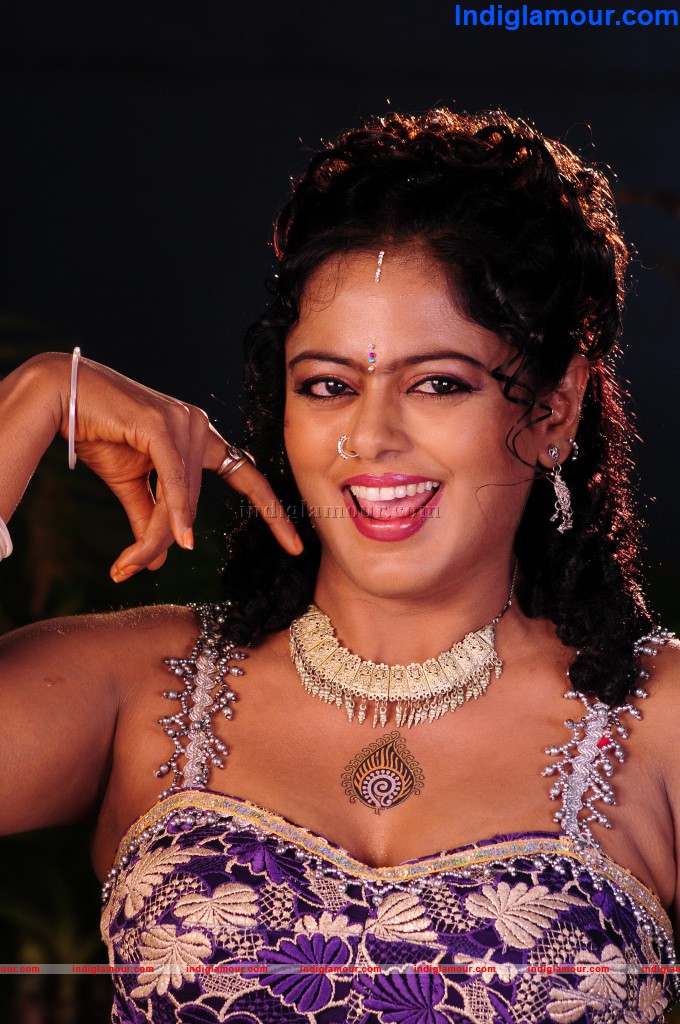 Vahini Actress hd photo