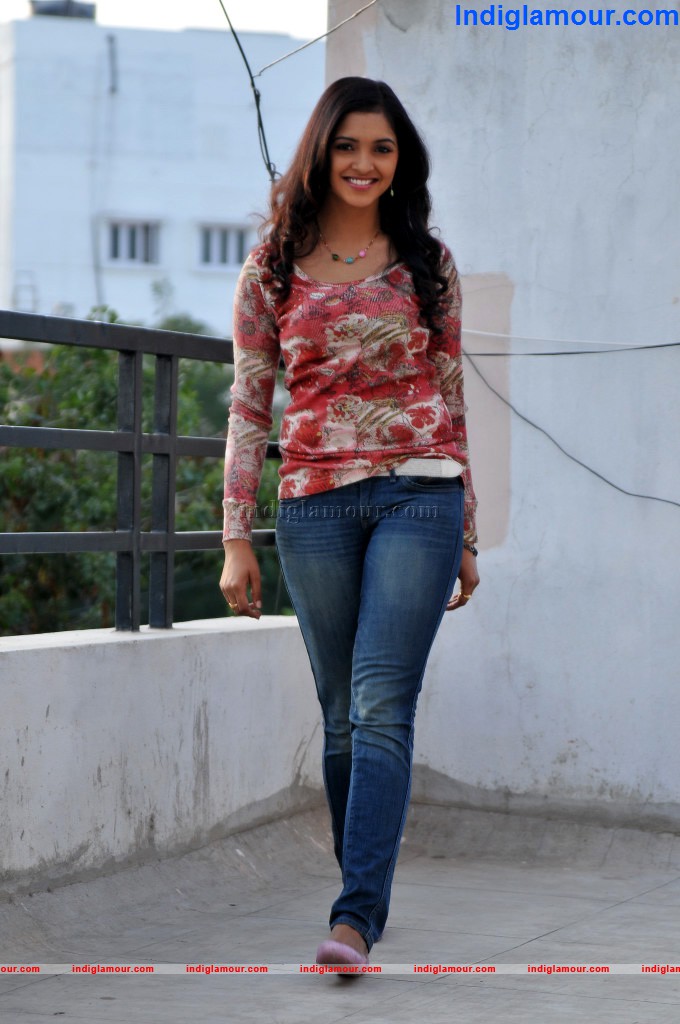 Sanchita Actress hd photo