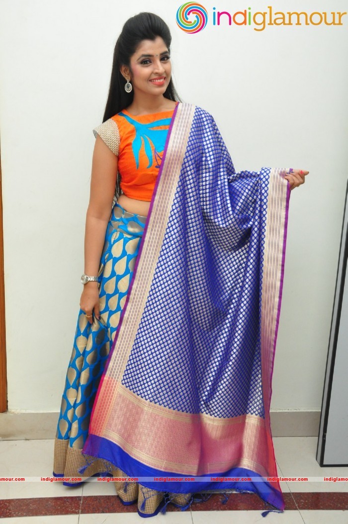 Syamala Actress hd photo