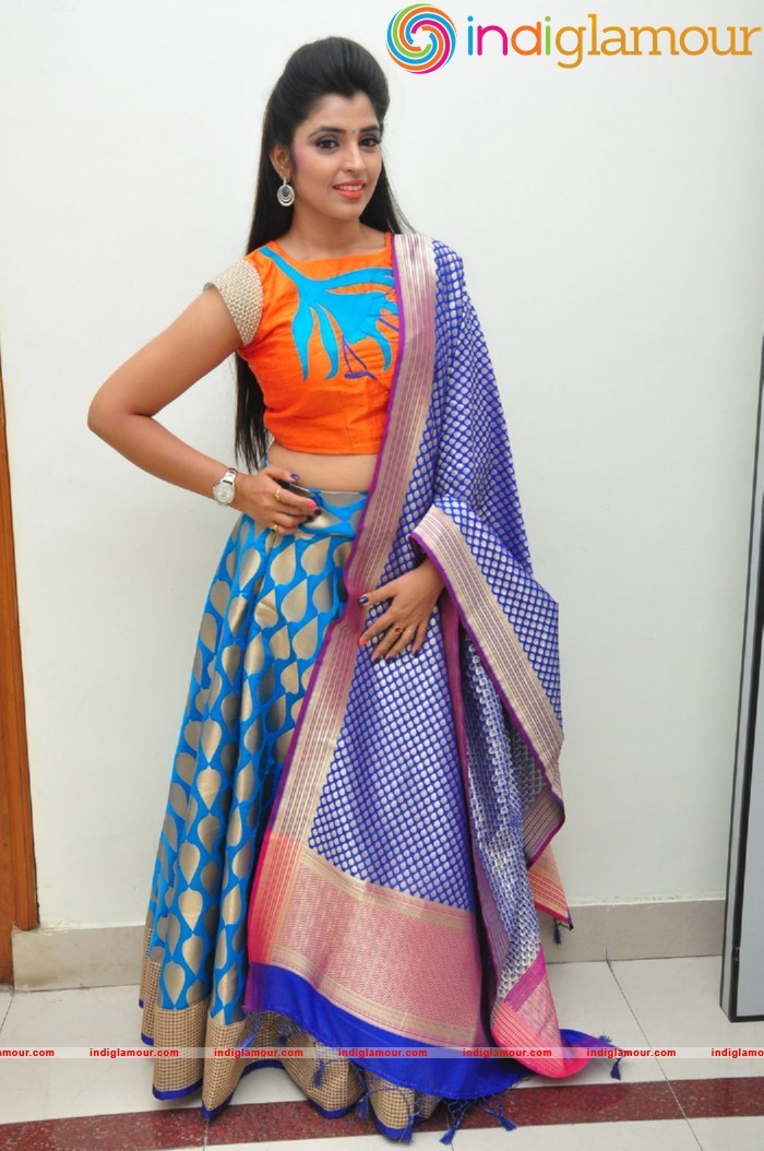 Syamala Actress hd photo