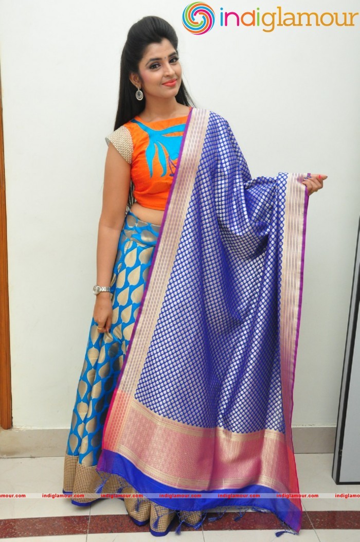 Syamala Actress hd photo