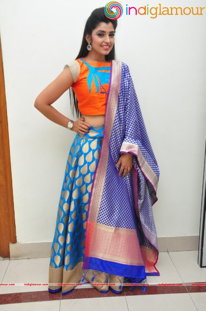 Syamala Actress hd photo