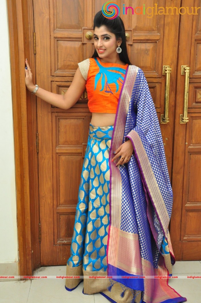 Syamala Actress hd photo