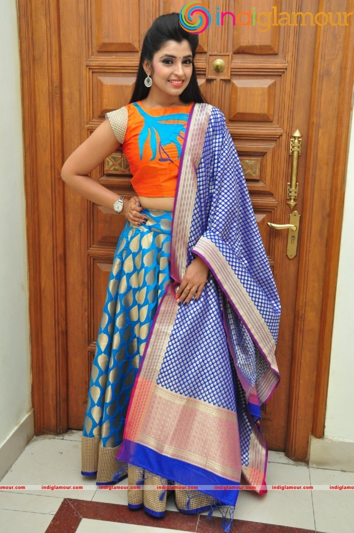 Syamala Actress hd photo