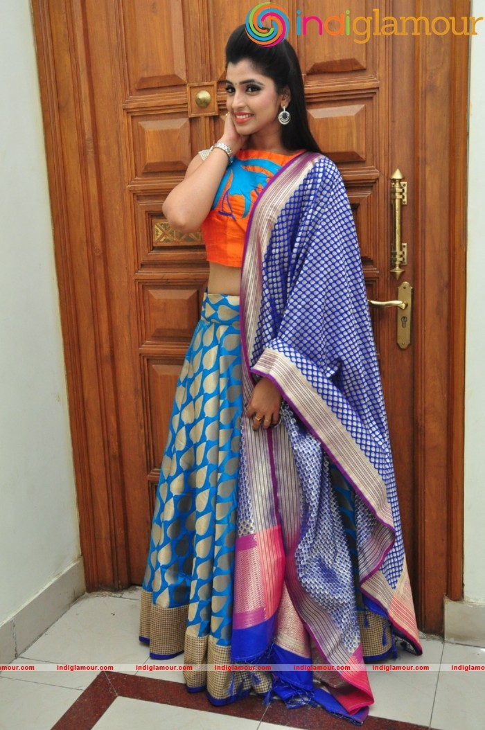 Syamala Actress hd photo