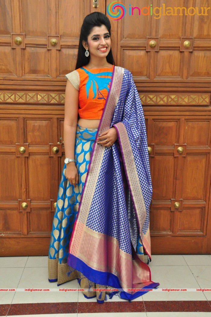 Syamala Actress hd photo