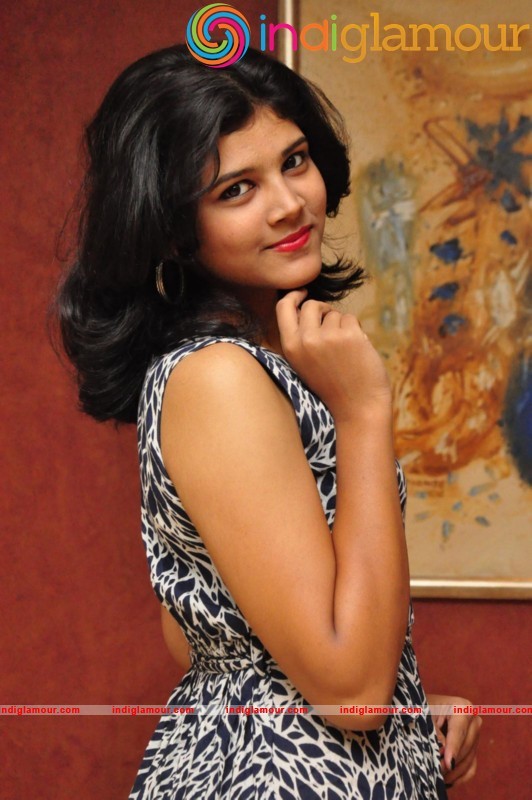 Sangeetha Actress hd photo