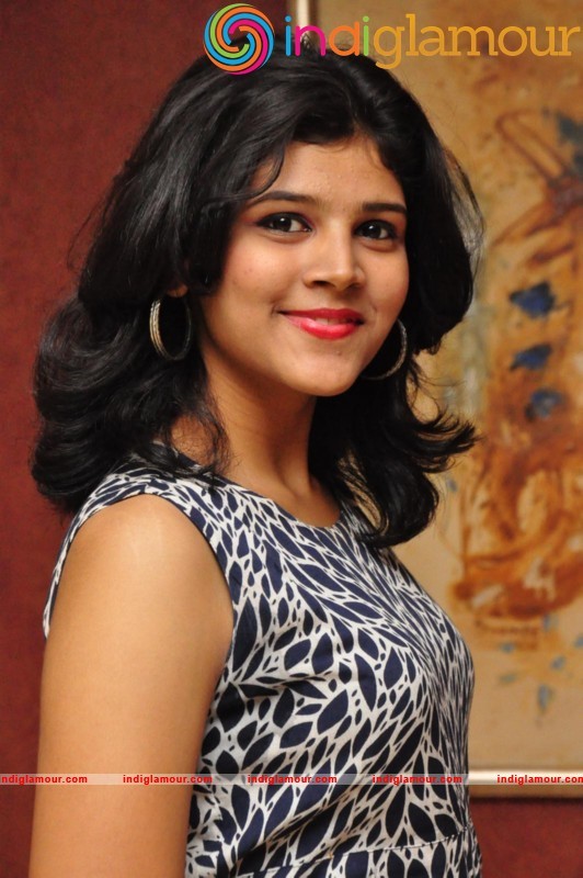Sangeetha Actress hd photo