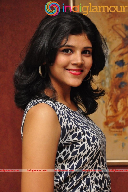 Sangeetha Actress hd photo
