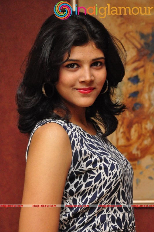 Sangeetha Actress hd photo