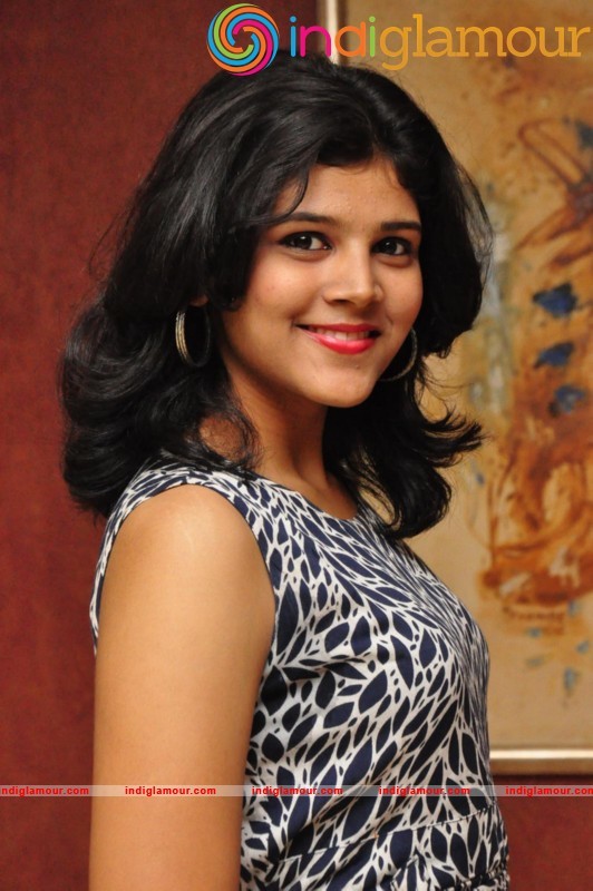 Sangeetha Actress hd photo