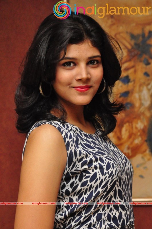 Sangeetha Actress hd photo