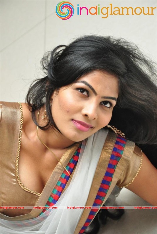 Bhanu Hot Photos Gallery Actress hd photo