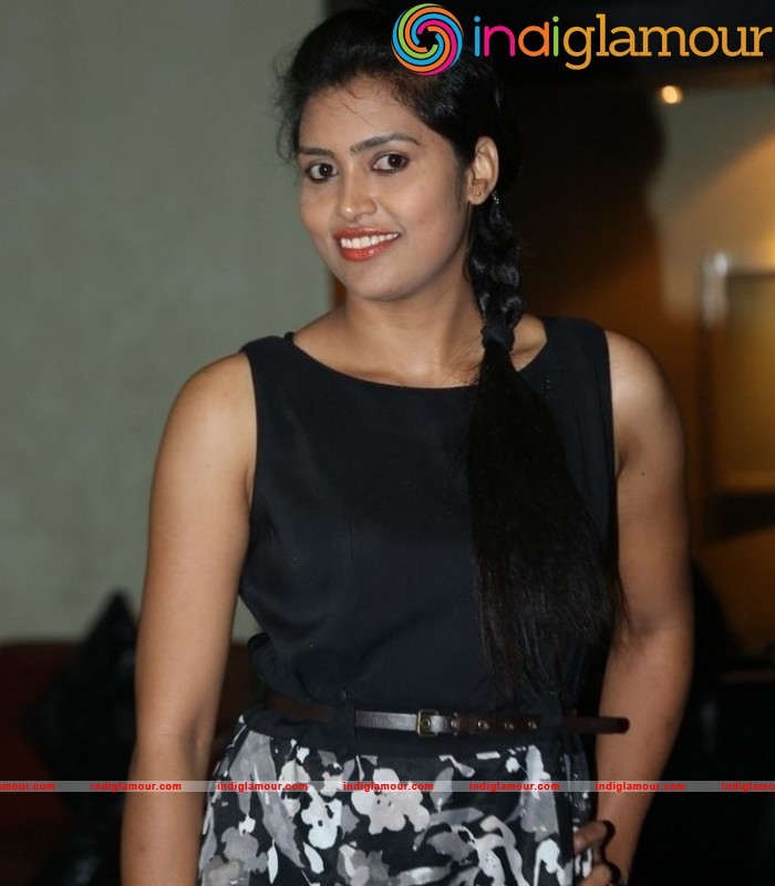 Sravanthi Actress hd photo